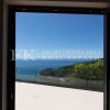 Luxuriöse und moderne Villa, 331,41 m2, mit Pool und atemberaubendem Blick auf das offene Meer, oberhalb des Mogren Strandes in Budva, Montenegro.