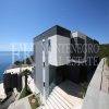 Luksuzna i moderna vila, 336,78 m2, sa bazenom i prekrasnim pogledom na otvoreno more, iznad plaže Mogren, u Budvi, Crna Gora.