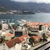 Odličan panoramski pogled na more. Lijep stan, 93,67m2,sa velikom garažom, u Budvi, Crna Gora.