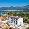 Luxus-Penthouse, 125 m2, in Tivat - Donja Lastva, mit Panoramablick auf das Meer, nur 150 m vom Meer entfernt, in Montenegro.