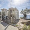 *Direktno uz more, kuća sa tri stana, 280m2, u Ulcinju-Kruće, sa fantastičnim pogledom na more, u Crnoj Gori.