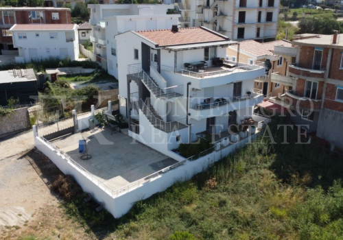 *Exclusive Investment: Guesthouse, 285m², with 8 Apartments in Dobra Voda-Dubrava, just a Four-Minute Walk from the Beach.