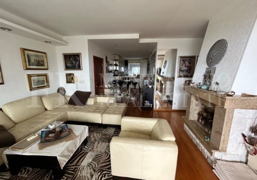 *Exclusive Apartment, 97m² with Sea View and Fireplace in Budva - Lazi, Montenegro