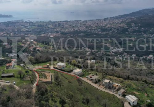 Spacious Plot with Sea View in Bar-Zupci, 1,842 m²