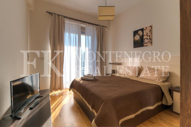 Великолепная квартира, 189м2, в Будве – Бечичи, в апарт-отеле Harmonia, с великолепным видом на море, в Черногории.