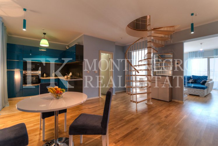 Dupleks apartman, 149m2, u Budvi – Bečići, u apart-hotelu Harmonija, sa prekrasnim pogledom na more, u Crnoj Gori.