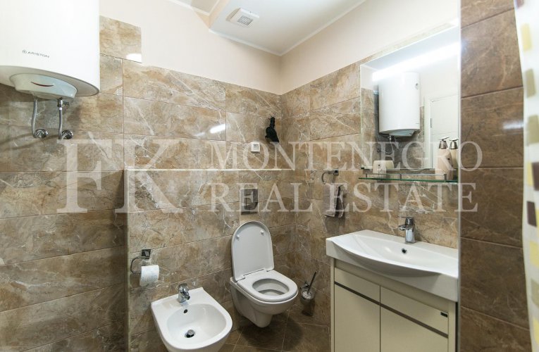 Dupleks apartman, 149m2, u Budvi – Bečići, u apart-hotelu Harmonija, sa prekrasnim pogledom na more, u Crnoj Gori.