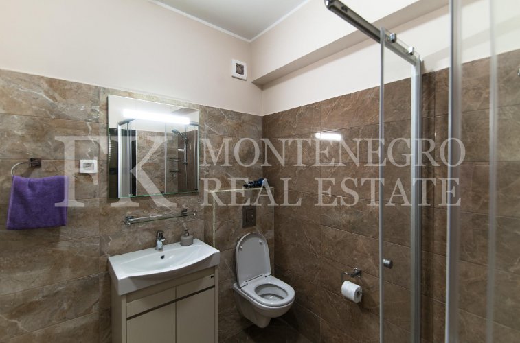 Дуплекс квартира, 149м2, в Будве – Бечичи, в апарт-отеле Harmonia, с великолепным видом на море, в Черногории.