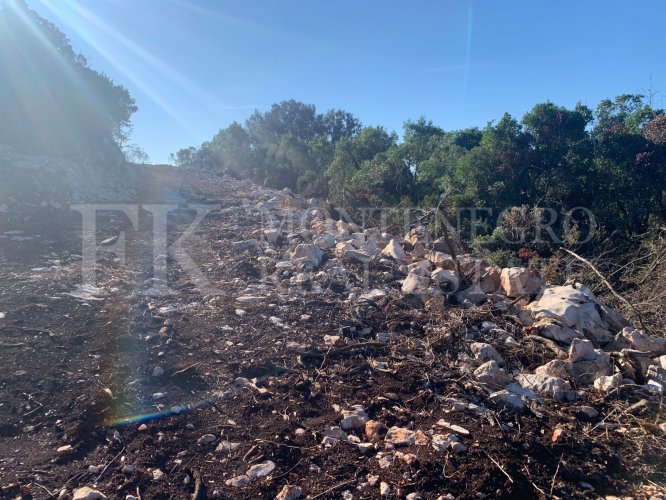 Six magnificent urbanized building plots, individually for sale, starting from 473m2, with sea views, in Utjeha-Kunje, Montenegro.