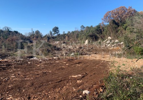 *Two splendid urbanized building plots, available for individual sale, 421m2 and 813m2, with sea views, in Utjeha-Kunje, Montenegro.