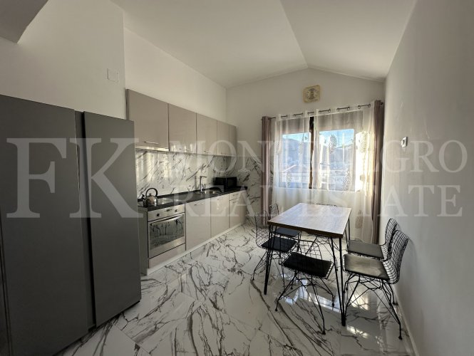 *Отличное вложение! Квартира в Будве, всего в 150 м от моря, в Черногории