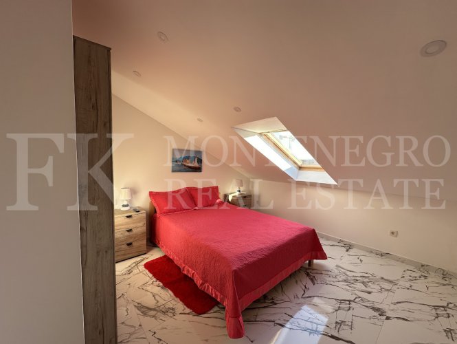 *Отличное вложение! Квартира в Будве, всего в 150 м от моря, в Черногории