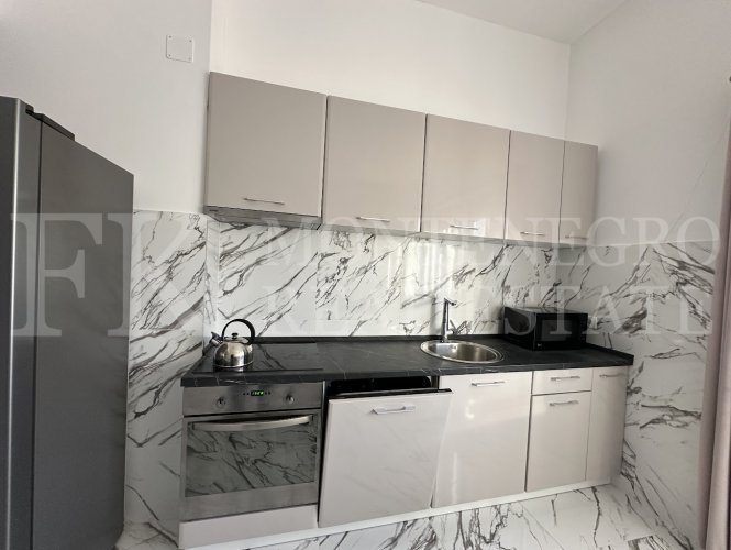 *Отличное вложение! Квартира в Будве, всего в 150 м от моря, в Черногории