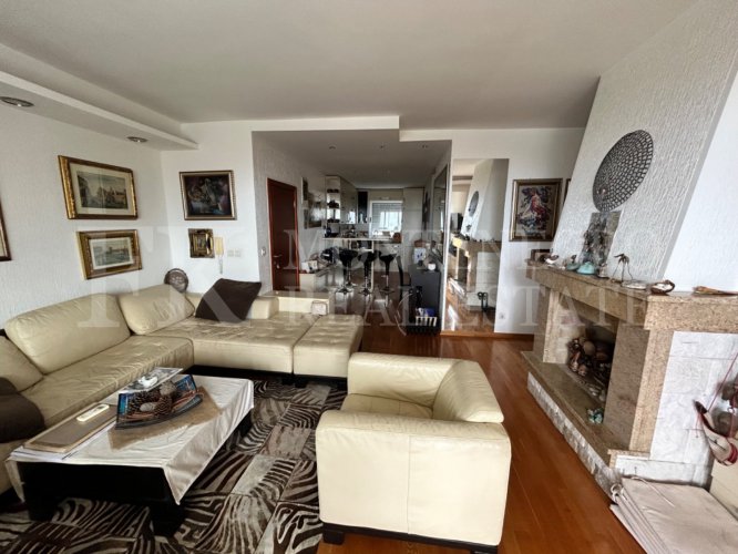 *Exclusive Apartment, 97m² with Sea View and Fireplace in Budva - Lazi, Montenegro