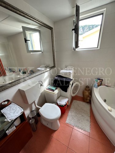 *Exclusive Apartment, 97m² with Sea View and Fireplace in Budva - Lazi, Montenegro