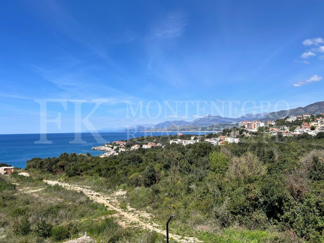 Predivan, svijetao stan sa pogledom na more – 83 m², Bar (Hladna Uvala)