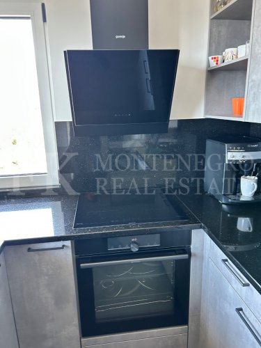 Predivan, svijetao stan sa pogledom na more – 83 m², Bar (Hladna Uvala)