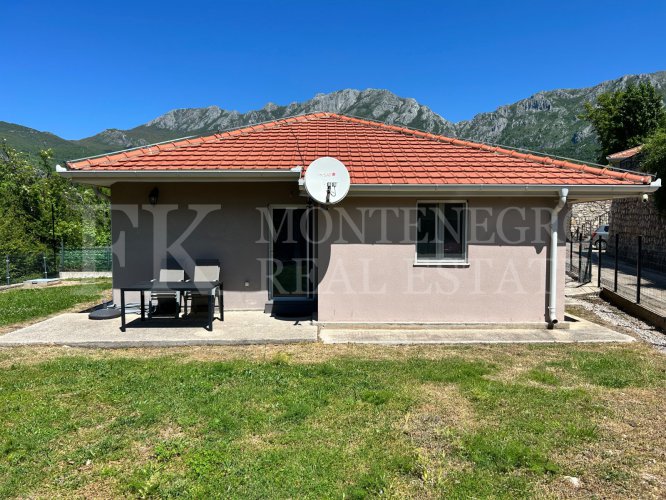 Moderan bungalov za dugoročni najam – Bar-Zupci