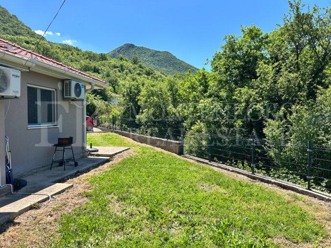 Moderan bungalov za dugoročni najam – Bar-Zupci