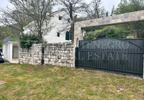 Country House with Unobstructed Sea View – Budva-Kuljaca