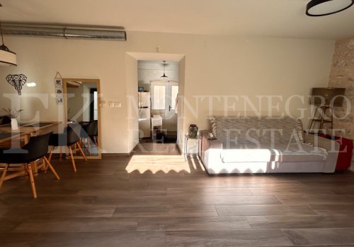 Rare opportunity: Renovated town house in the heart of Budva’s Old Town, 120 m², with a patio – only one minute walking distance from the sea.